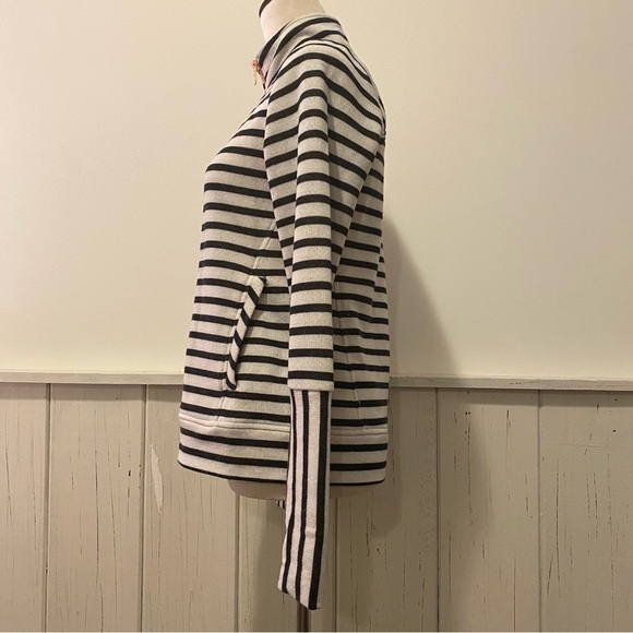 Chaser Small Striped Black White Zip Up Sweatshirt - Picture 8 of 13